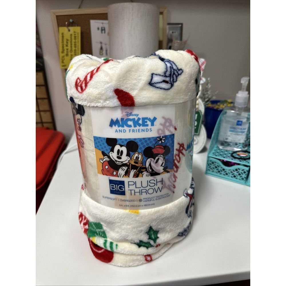NEW Disney Holiday Mickey Mouse Big One‎ Plush Throw 5ftx6ft & Cinch Sack